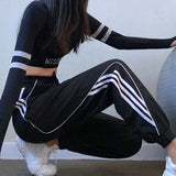 Moderne joggingbroek met relaxte pasvorm en verstelbare tailleband