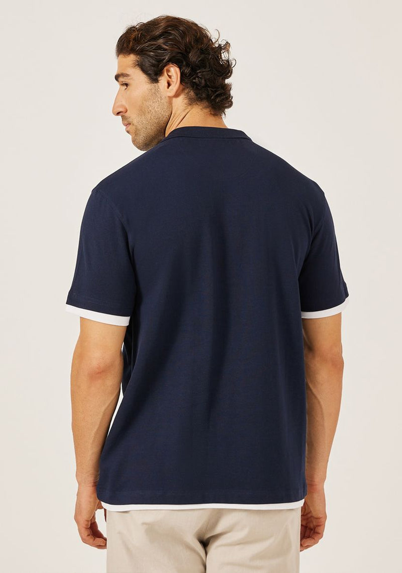 Minimal Print Relaxed Fit Polo T-Shirt met Contrasterende Sluiting