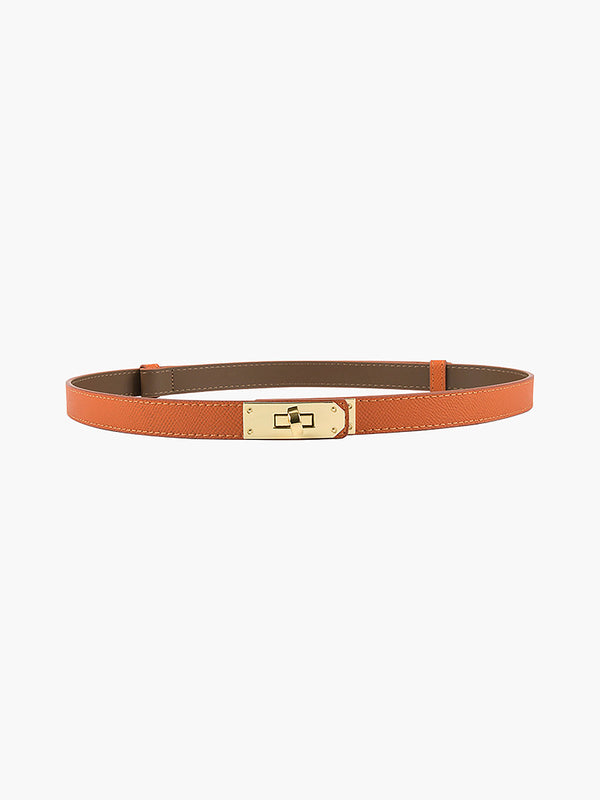 Verstelbare dunne riem met minimale gespdetails en smalle structuur