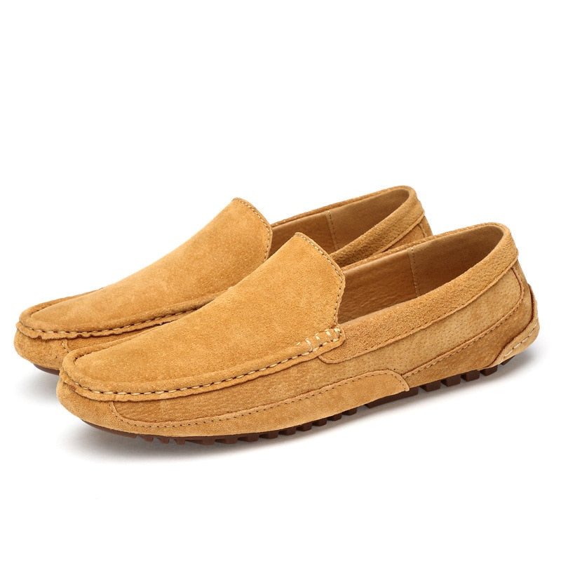 Stijlvolle suède loafers met comfort en grip