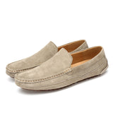 Suede Loafers met Ademende Eigenschappen