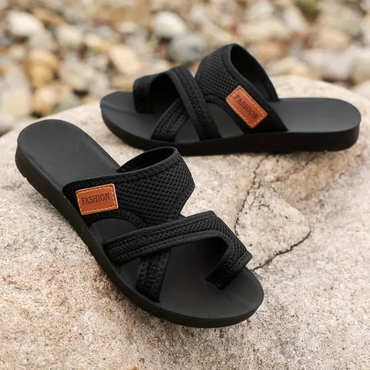 Orthopedische sandalen voor het corrigeren van eeltknobbels