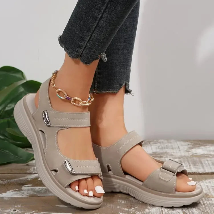Comfortabele orthopedische sandalen in sportieve stijl